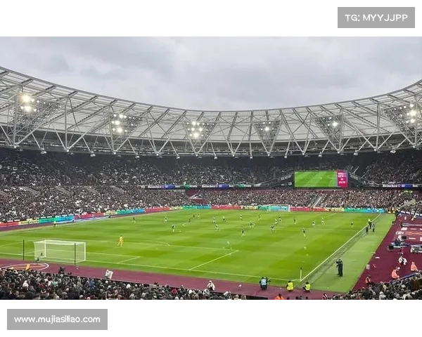 曼联持续投入球场设施升级 全面提升球迷观赛体验